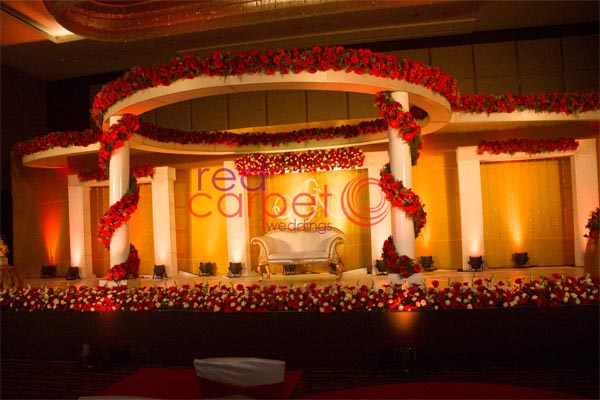 Hotel Crowne Plaza facilities: Wedding stage